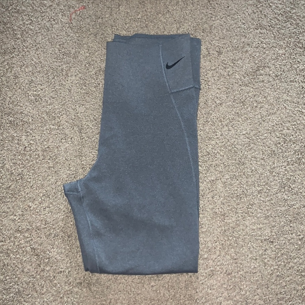 BUNDLE ITEMS! NWOT Women’s Nike Dri-Fit Capri Leggings